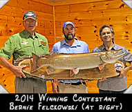 2014 Winning Contestant Bernie Felckowski(at right) with Winning Guide Bob Heilman (center) and taxidermist extraordinaire Joe Fittante (left)