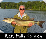 Past Hunter Rick Holley boated this 45-inch musky guided by Ecic Burhop